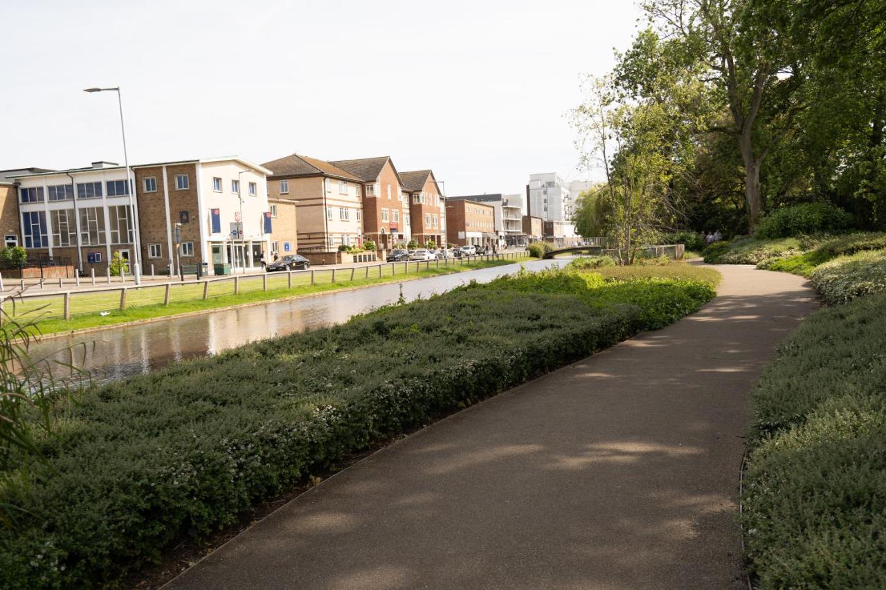 Hemel Apartments- City Zen Hemel Hempstead Exterior photo